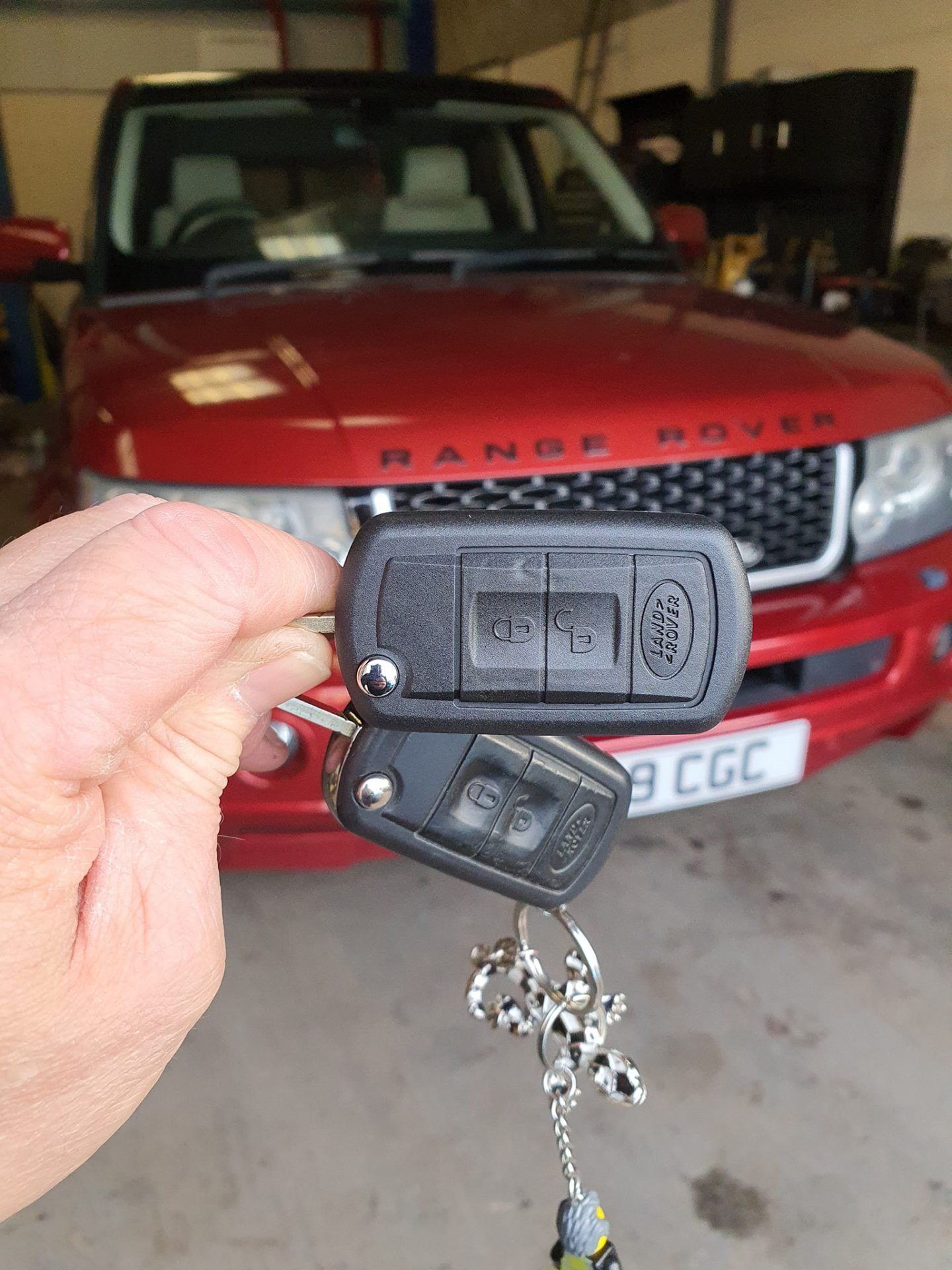 Range Rover remote keys programmed by Monument Locksmiths