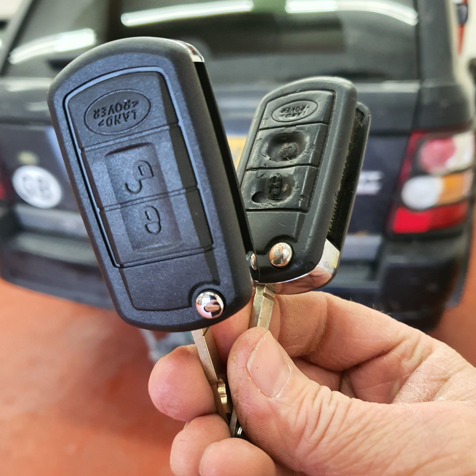 Land Rover car keys cut and programmed by Monument Locksmiths